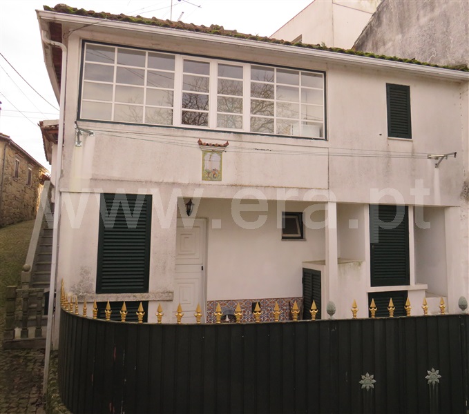 Moradia T2 / Oliveira do Hospital, Lagos da Beira