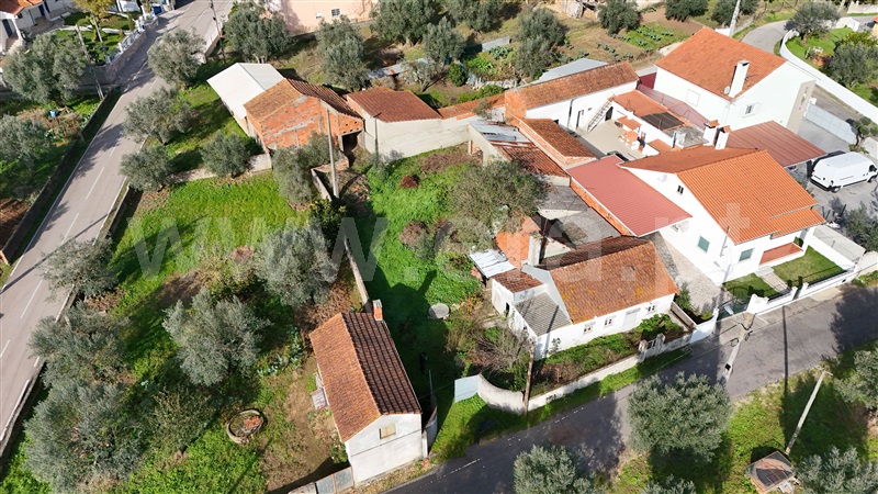 Moradia T2 / Ourém, Freixianda, Ribeira do Fárrio e Formigais