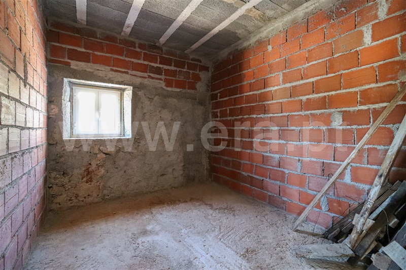 Moradia T2 Ourém, Freixianda, Ribeira do Fárrio e Formigais - 1475982 - 9