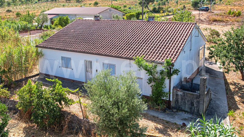 Moradia T2 / Ourém, Freixianda, Ribeira do Fárrio e Formigais