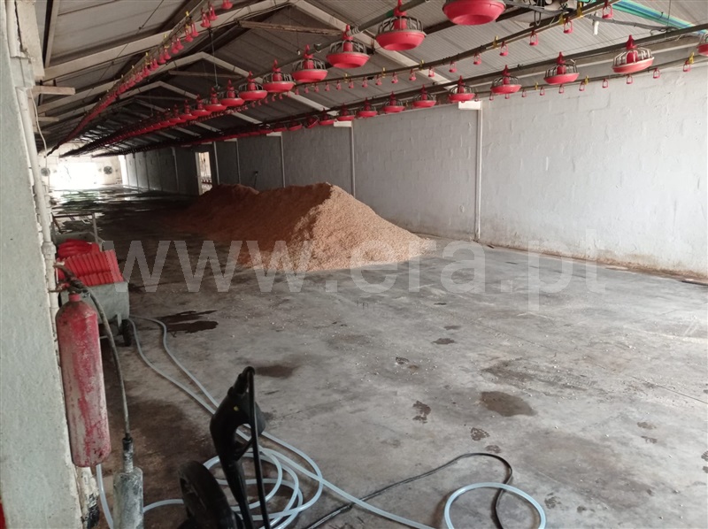 Moradia T2 com Terreno Ourém, Rio de Couros e Casal dos Bernardos - 1182100 - 8