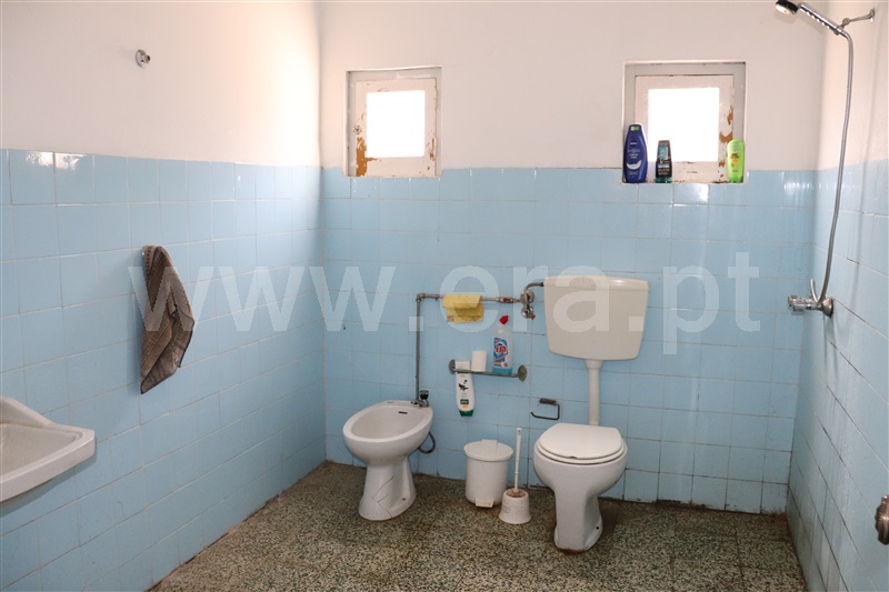 Moradia T2 com Terreno Ourém, Rio de Couros e Casal dos Bernardos - 1182100 - 13