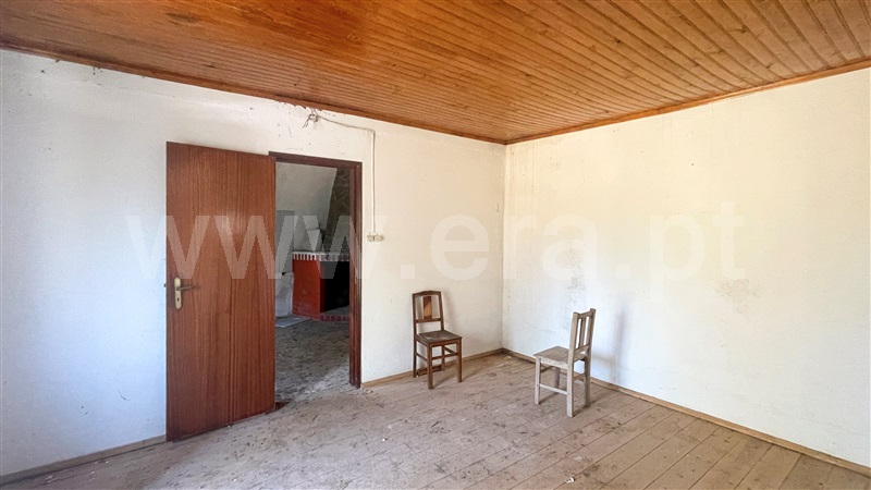 Moradia T2 Ourém, Rio de Couros e Casal dos Bernardos - 1424537 - 9