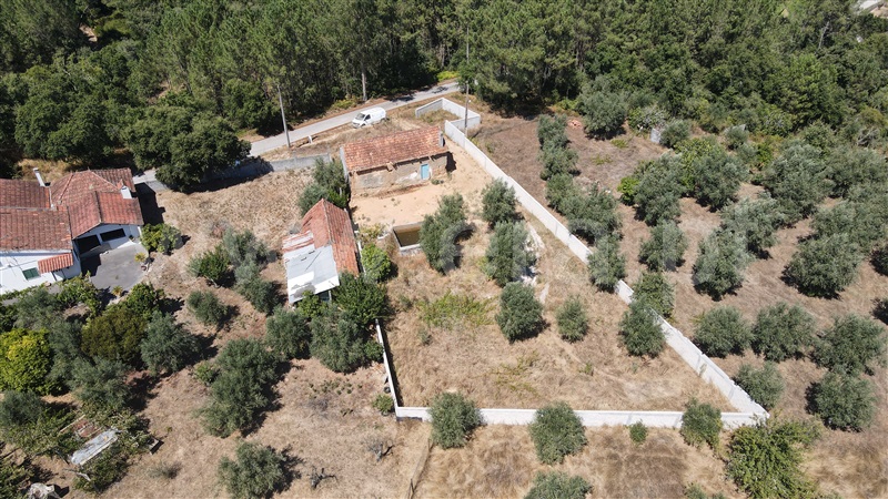 Moradia T2 com Quintal Ourém, Rio de Couros e Casal dos Bernardos - 1424537 - 18