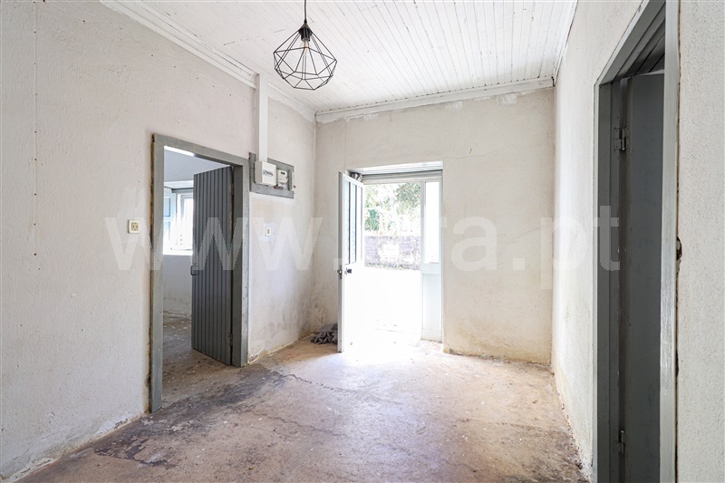 Moradia T2 Ourém, Urqueira - 1493761 - 8