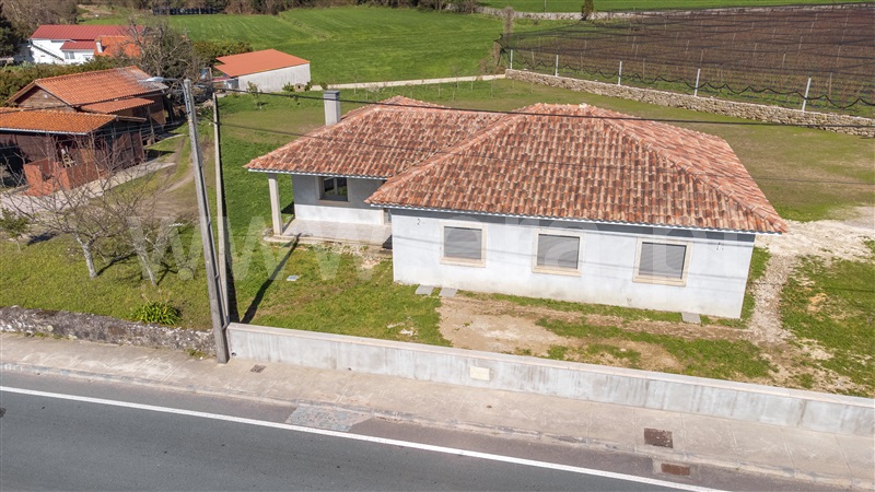 Moradia T2 à venda em Formariz e Ferreira, Paredes de Coura — foto 4