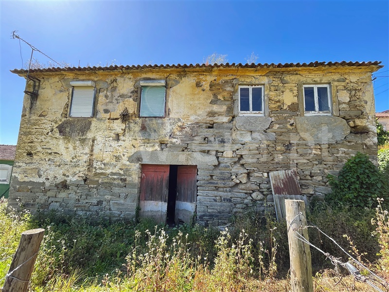 Moradia T2 / Peso da Régua, Fontelas