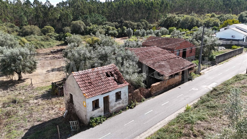 Moradia T2 / Pombal, Santiago e São Simão de Litém e Albergaria dos Doze