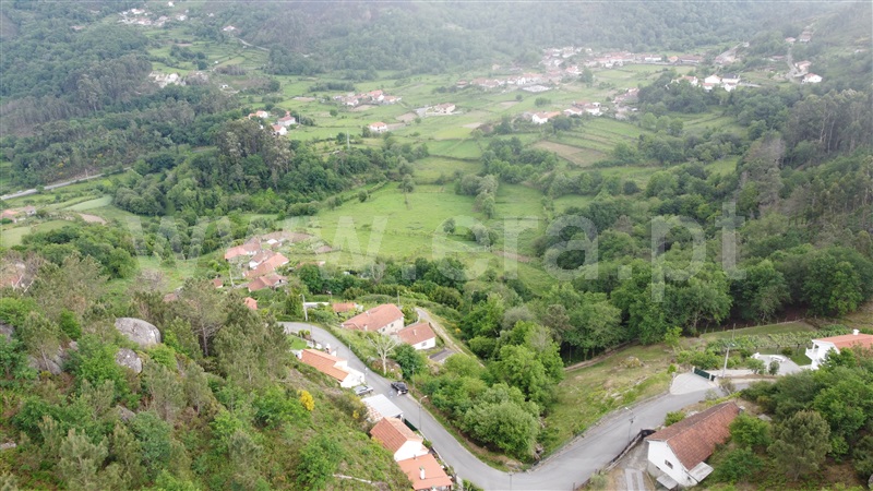 Moradia T2 à venda em Azias, Ponte da Barca — foto 2