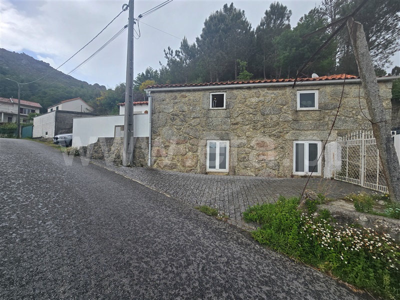 Moradia T2 à venda em Azias, Ponte da Barca — foto 8