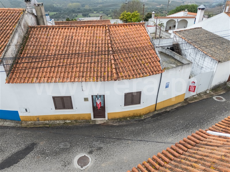 Moradia T2 / Rio Maior, Azambujeira