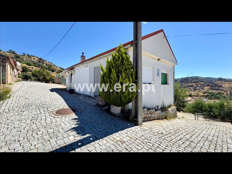 Moradia T2 à venda em Bendada, Sabugal — foto 2