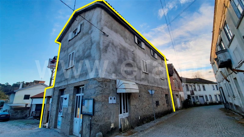 Moradia T2 / Santa Comba Dão, Ovoa e Vimieiro