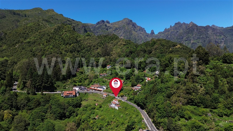 Moradia T2 / Santana, São Roque do Faial
