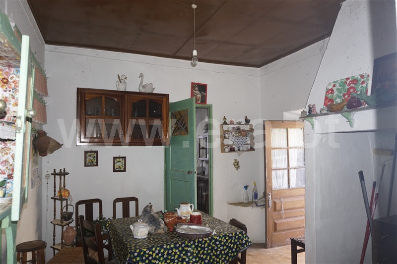 Moradia T2 / Santarém, Almoster