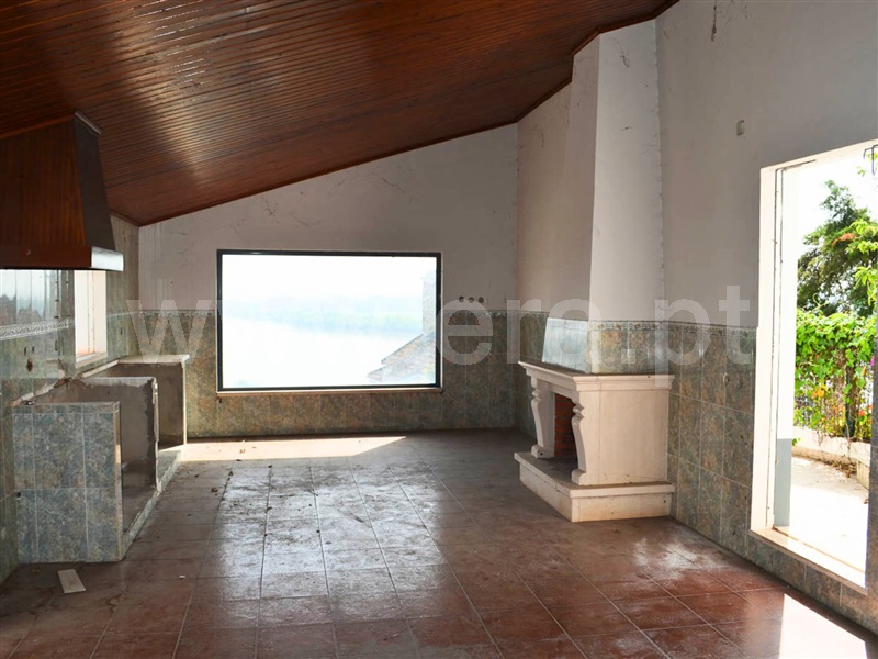 Moradia T2 à venda em Ribeira Santarém, Santarém — foto 3