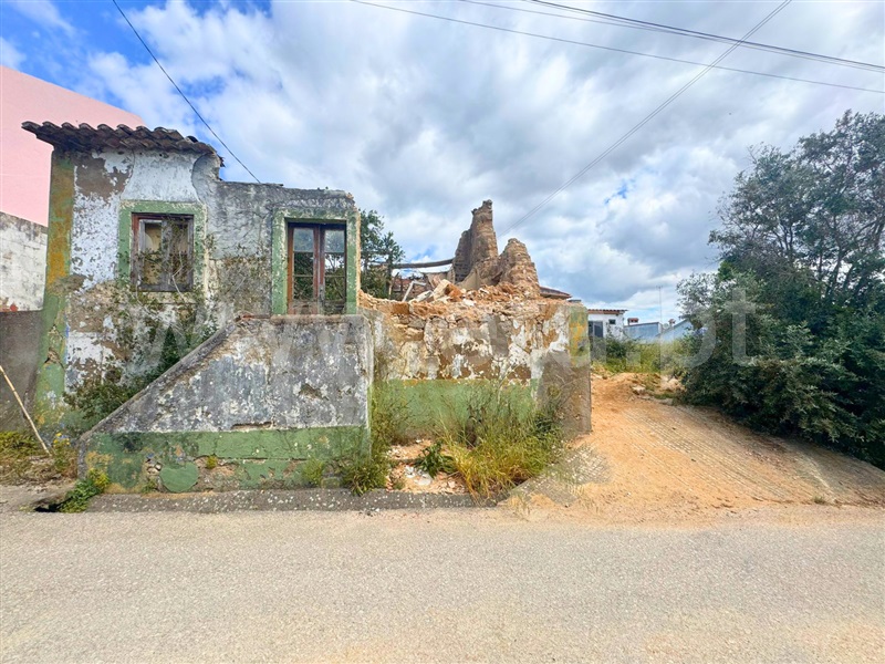 Moradia T2 / Santarém, São Vicente do Paul e Vale de Figueira