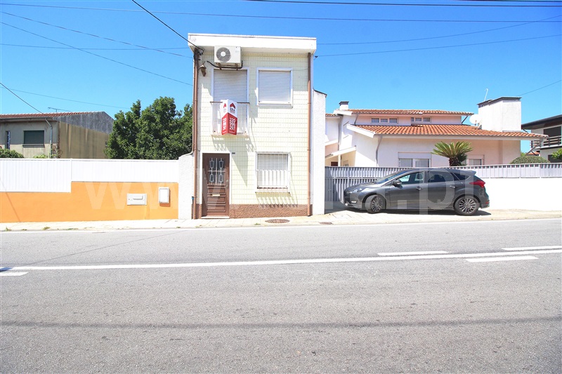 Moradia T2 / Santo Tirso, Agrela