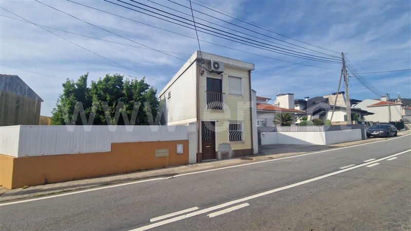 Moradia T2 / Santo Tirso, Agrela