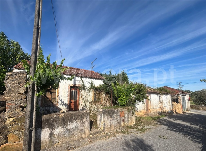 Moradia T2 / Sardoal, Santiago de Montalegre