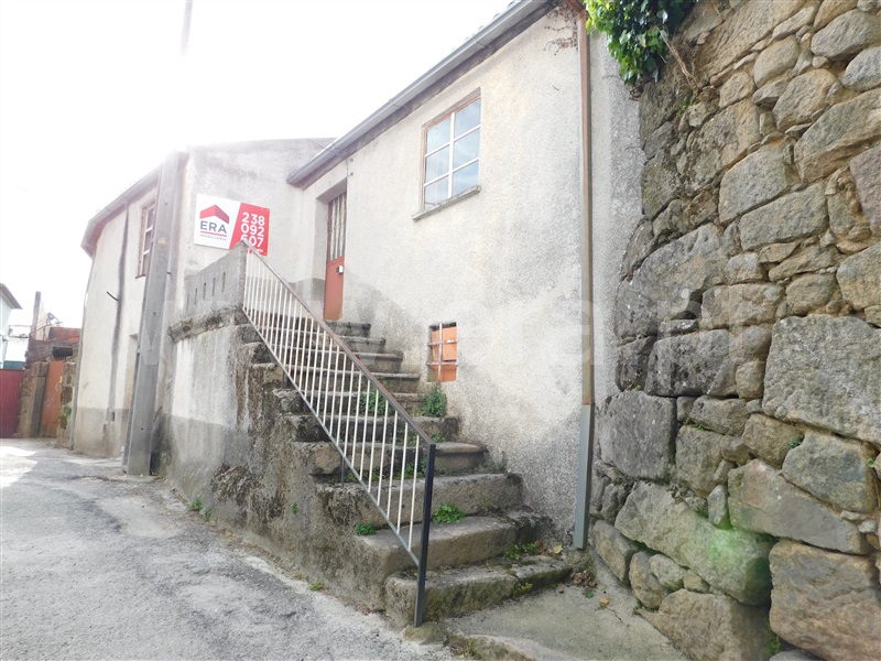 Moradia T2 Seia, Pinhanços - 1240869 - 1