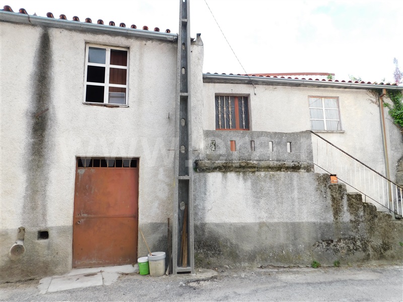 Moradia T2 Seia, Pinhanços - 1240869 - 2