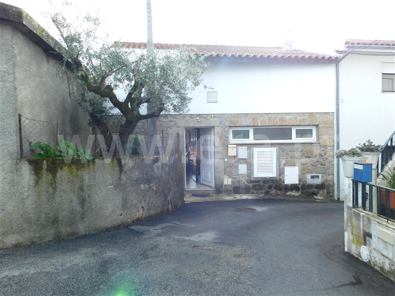 Moradia T2 Seia, Santiago - 1450704 - 1