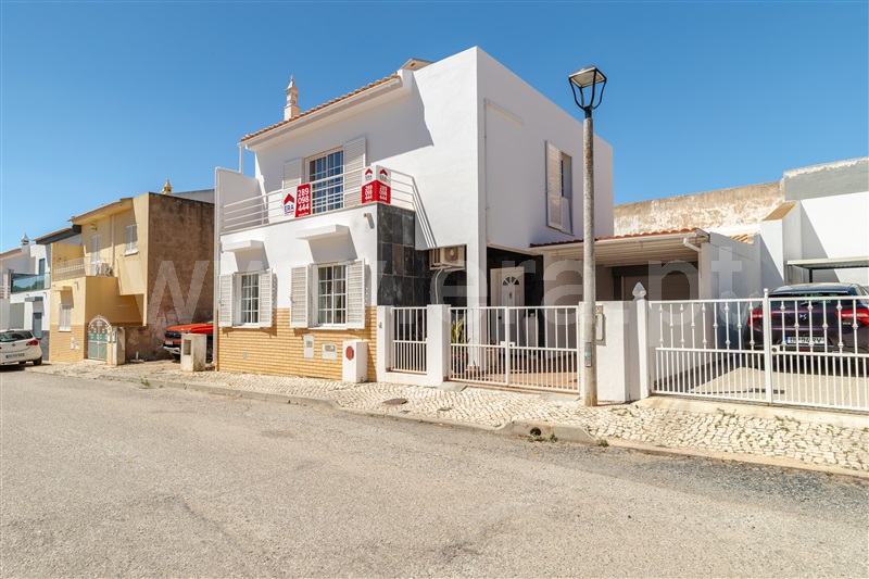 Moradia T2 / Silves, Alcantarilha e Pêra