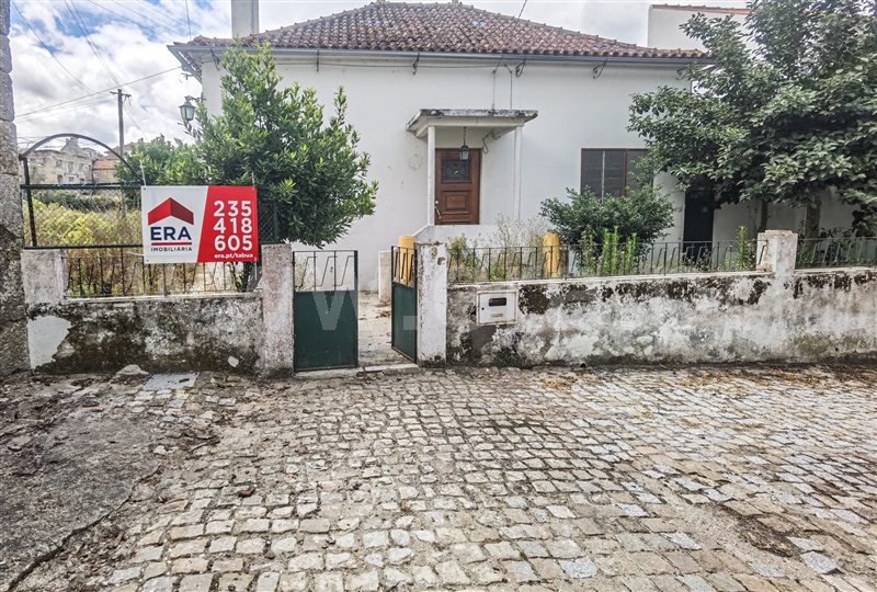 Moradia T2 / Tábua, Vila Nova de Oliveirinha