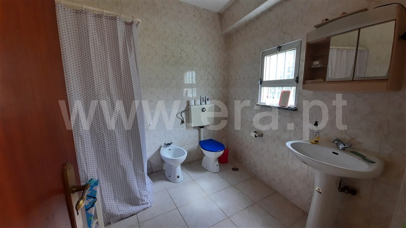 Moradia T2 Tondela, São Miguel do Outeiro e Sabugosa - 1244426 - 9
