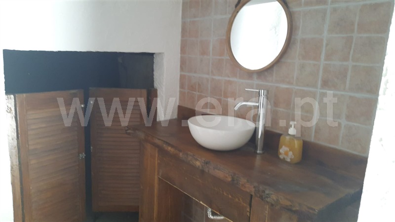 Moradia T2 Tondela, São Miguel do Outeiro e Sabugosa - 1498946 - 5