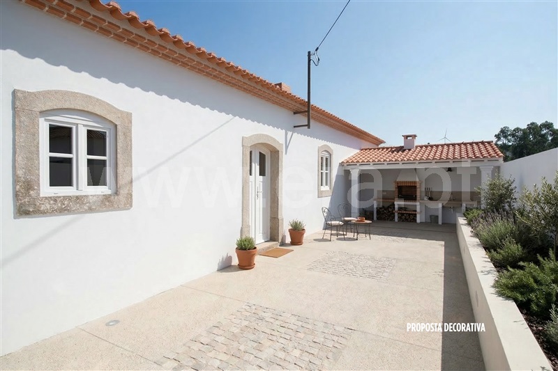 Moradia T2 / Torres Vedras, Maxial e Monte Redondo