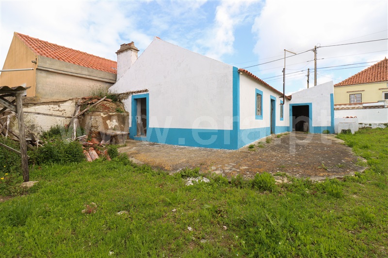 Moradia T2 com Quintal Torres Vedras, São Pedro da Cadeira - 1469559 - 11