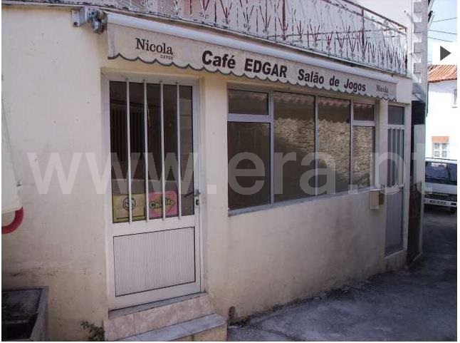 Moradia T2 à venda em Nogueira e Ermida, Vila Real — foto 2