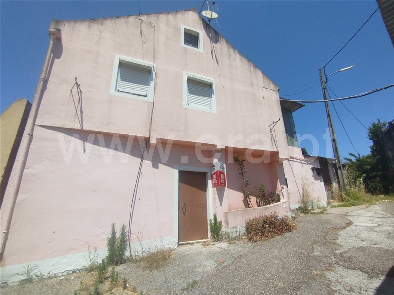 Moradia T3 / Abrantes, Carvalhal