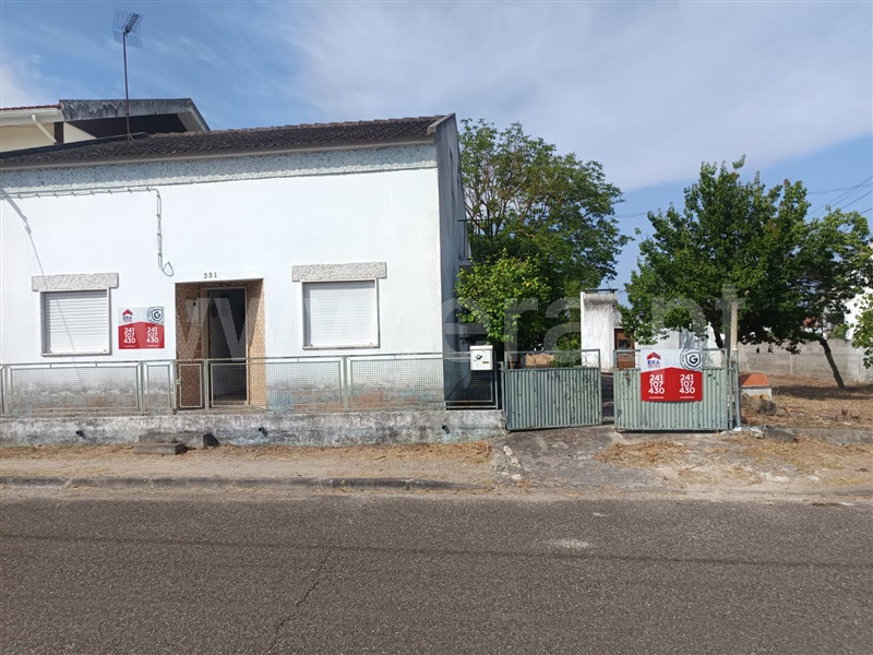 Moradia T3 / Abrantes, Fojo