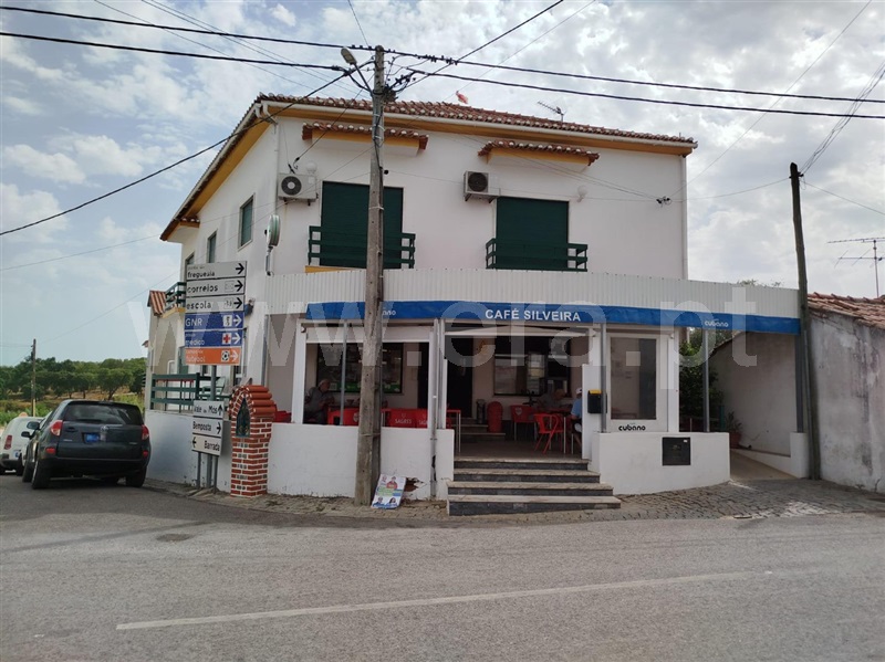 Moradia T3 / Abrantes, São Facundo e Vale das Mós
