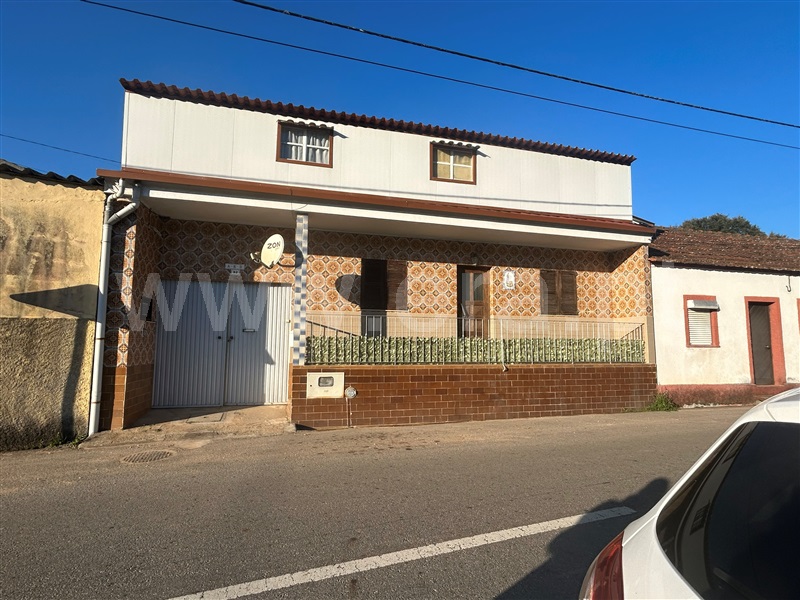 Moradia T3 / Albergaria-a-Velha, Azenha-Frossos
