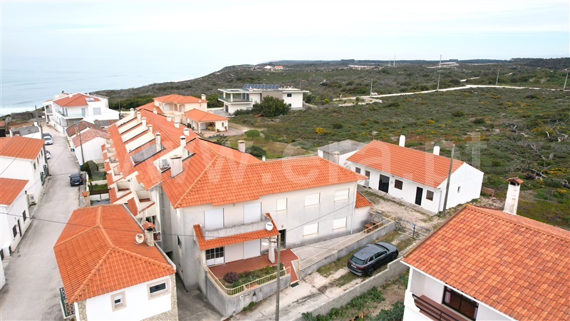 Moradia T3 / Alcobaça, Pataias e Martingança