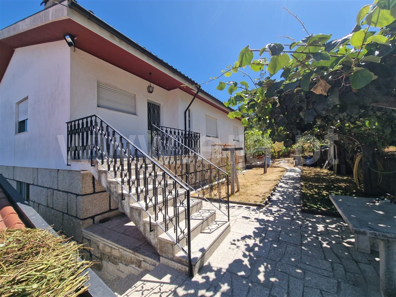 Moradia T3 Amarante, Mancelos - 1498166 - 1