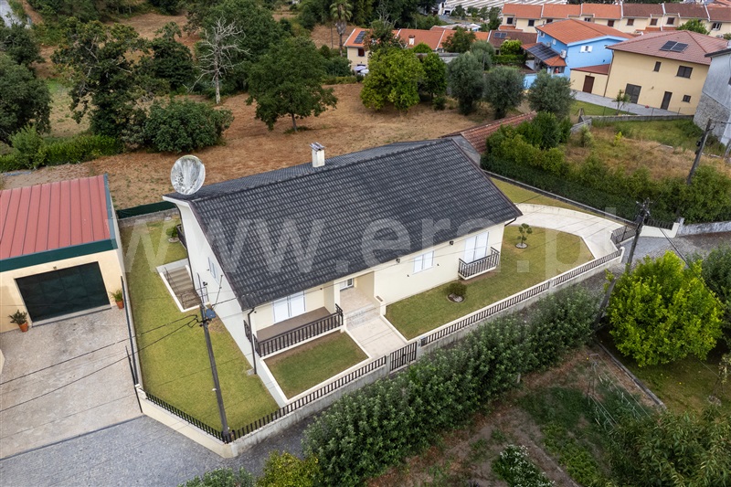 Moradia T3 à venda em Fiscal, Amares — foto 3