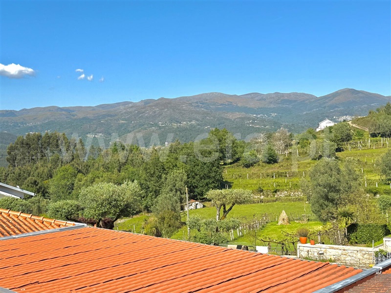 Moradia T3 / Arcos de Valdevez, Ázere