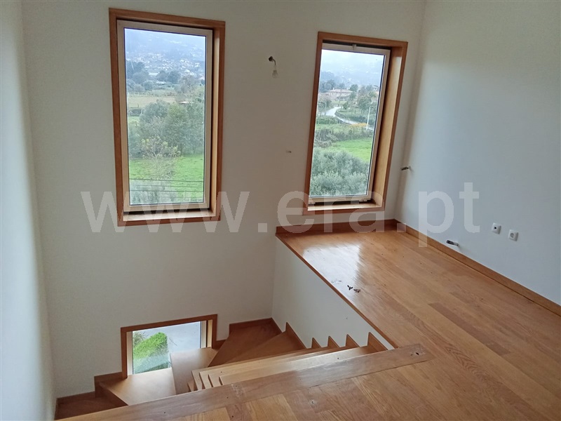 Moradia T3 / Arcos de Valdevez, Gondoriz