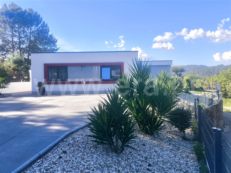 Moradia T3 / Arcos de Valdevez, Souto e Tabaçô