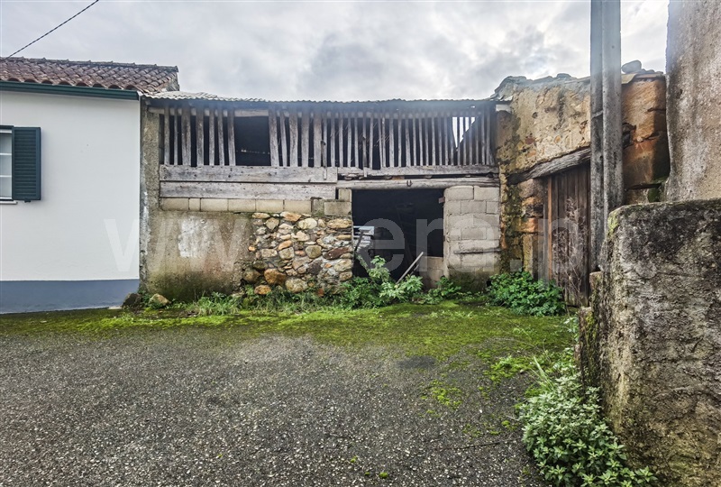 Moradia T3 Arganil, São Martinho da Cortiça - 1285162 - 1