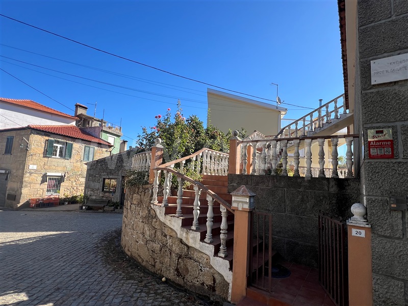 Moradia T3 Armamar, São Romão e Santiago - 1510031 - 5