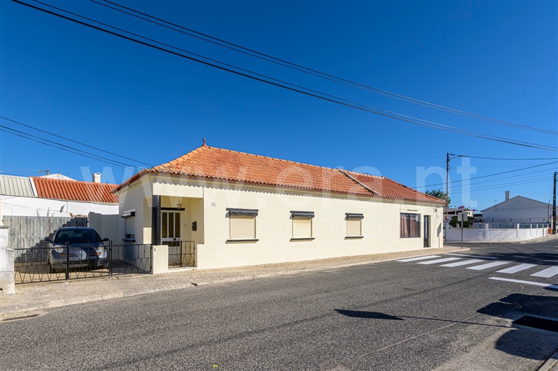 Moradia T3 / Azambuja, Aveiras de Baixo