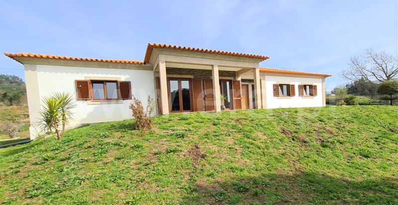 Moradia T3 Baião, Gove - 1055971 - 1