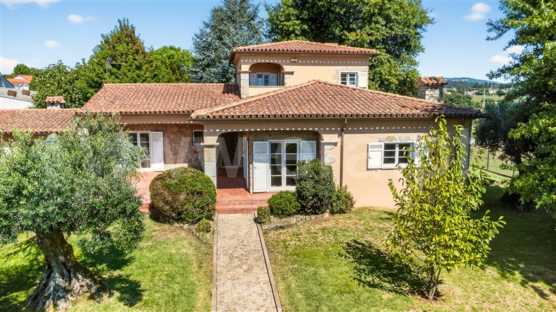 Moradia T3 / Barcelos, Manhente