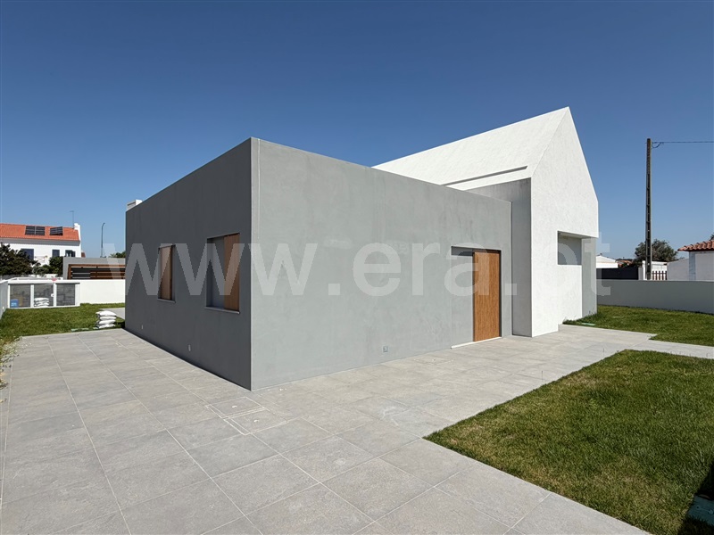 Moradia T3 / Benavente, Santo Estêvão